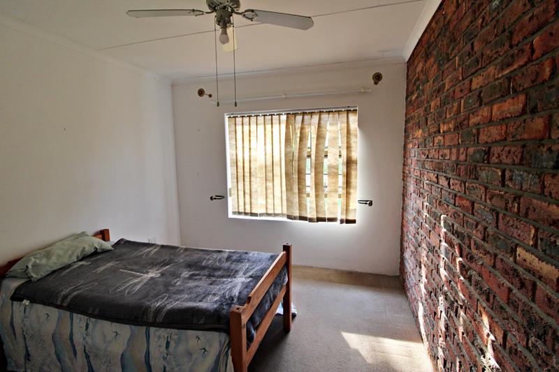 5 Bedroom Property for Sale in Fraaiuitsig Western Cape
